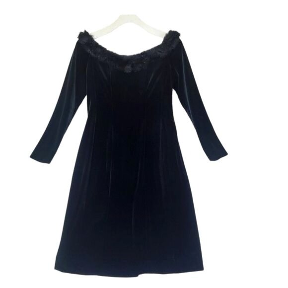 ALEX EVENINGS Women Dress SZ‎ 8P Black Velvet Fur Trim 3/4 Sleeve Corset Goth - Picture 1 of 8